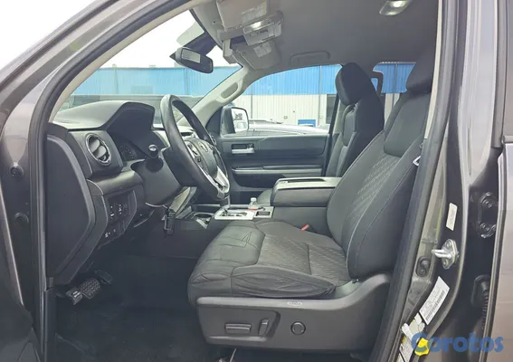 2021 Toyota Tundra — foto 8 / 11