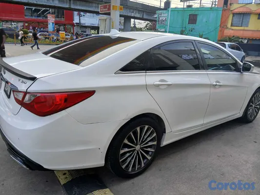 2012 Hyundai Sonata — foto 2 / 6