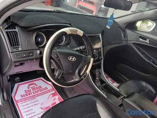 2012 Hyundai Sonata — foto 4 / 6
