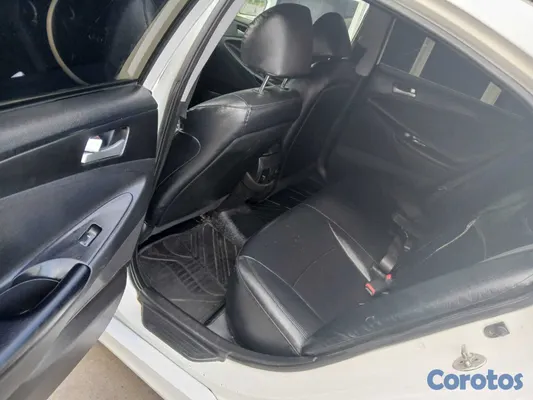 2012 Hyundai Sonata — foto 6 / 6