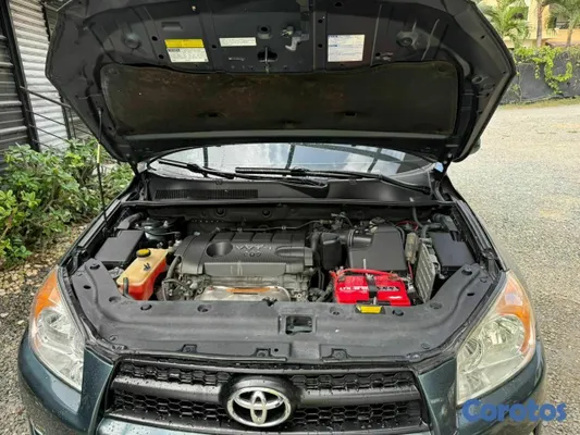 2012 Toyota Rav-4 — foto 7 / 8