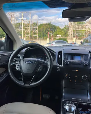 2019 Ford Edge — foto 7 / 10