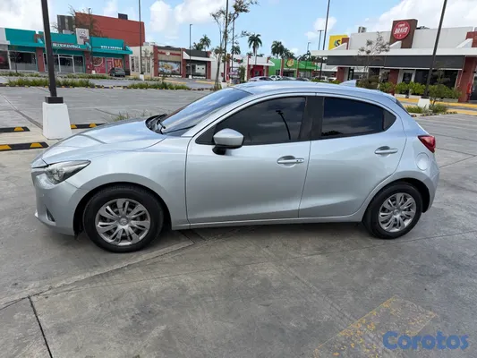 2018 Mazda Demio — foto 4 / 10