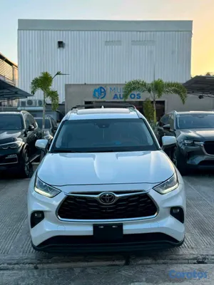 2023 Toyota Highlander — foto 3 / 12
