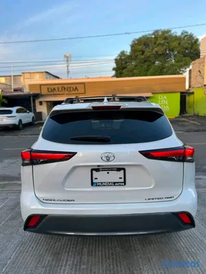 2023 Toyota Highlander — foto 4 / 12
