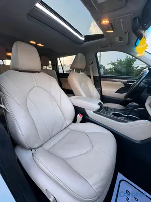2023 Toyota Highlander — foto 9 / 12