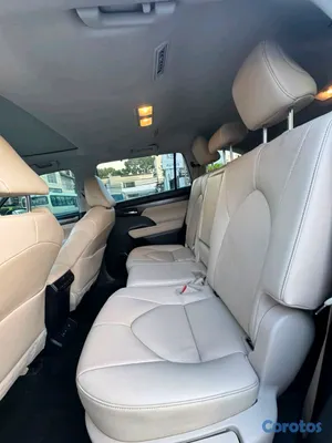 2023 Toyota Highlander — foto 11 / 12