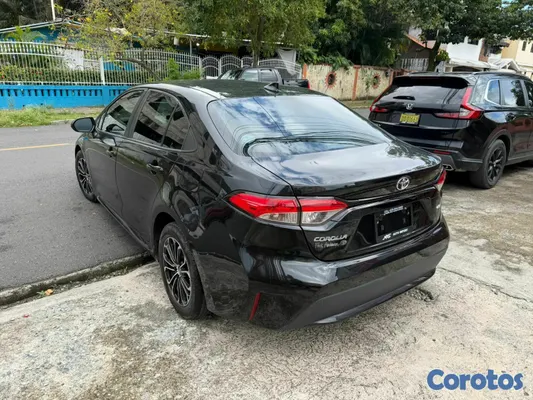2021 Toyota Corolla — foto 10 / 11