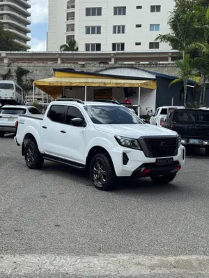 2023 Nissan Frontier — foto 4 / 8