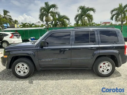 2016 Jeep Patriot — foto 5 / 9