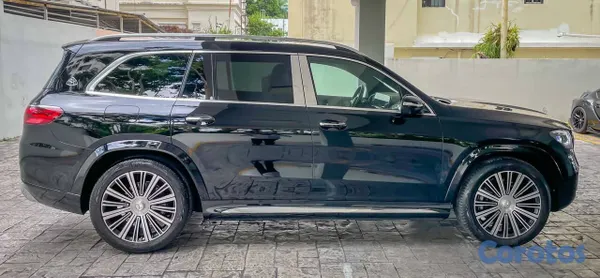2026 Mercedes-Benz Clase GLS — foto 2 / 17