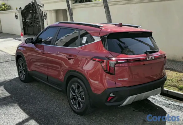 2025 Kia Seltos — foto 3 / 9