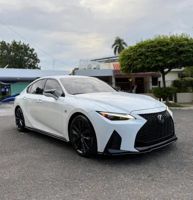 2021 Lexus Ls — foto 2 / 10
