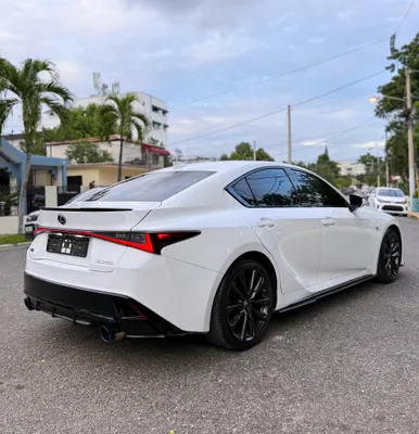 2021 Lexus Ls — foto 6 / 10