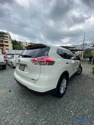 2016 Nissan X-Trail — foto 7 / 13
