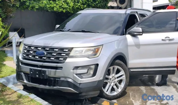 2016 Ford Explorer