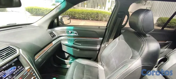 2016 Ford Explorer — foto 9 / 9