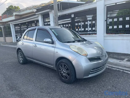 2010 Nissan March