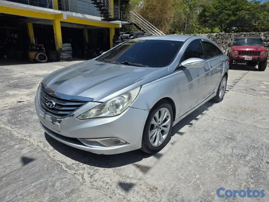 2013 Hyundai Sonata — foto 5 / 10