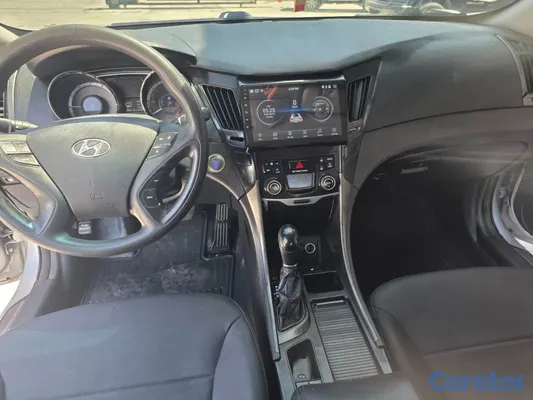 2013 Hyundai Sonata — foto 10 / 10