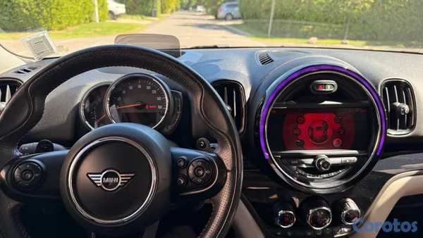 2020 Mini Countryman — foto 4 / 6