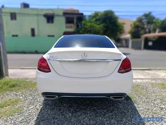 2018 Mercedes-Benz Clase C — foto 11 / 14