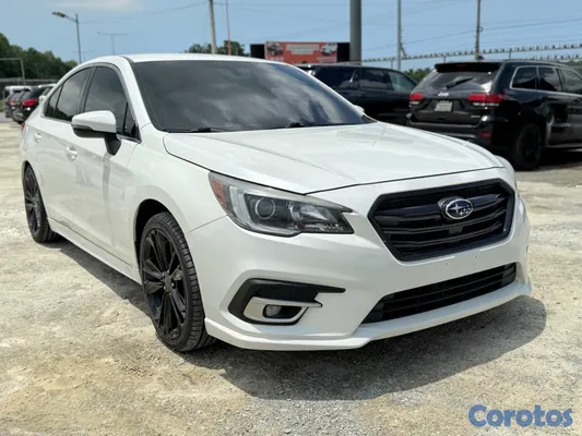 2019 Subaru Legacy — foto 9 / 15