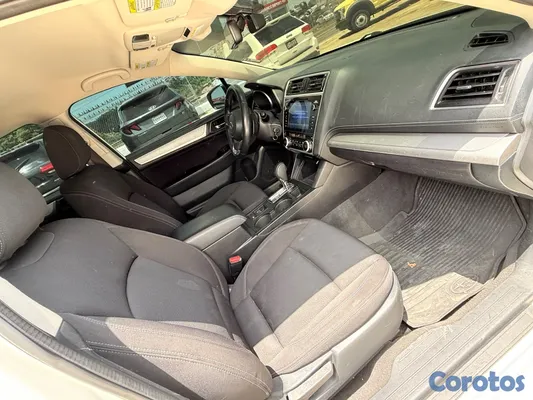 2019 Subaru Legacy — foto 10 / 15