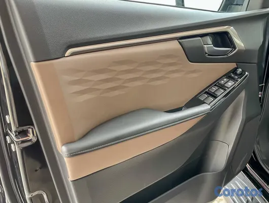 2027 Isuzu Dmax — foto 5 / 12