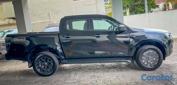 2027 Isuzu Dmax — foto 6 / 12