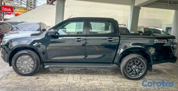 2027 Isuzu Dmax — foto 7 / 12