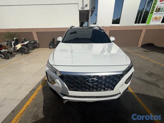 2019 Hyundai Santa Fe — foto 2 / 13