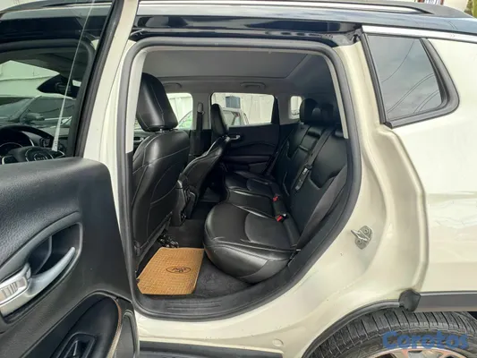 2019 Jeep Compass — foto 7 / 9