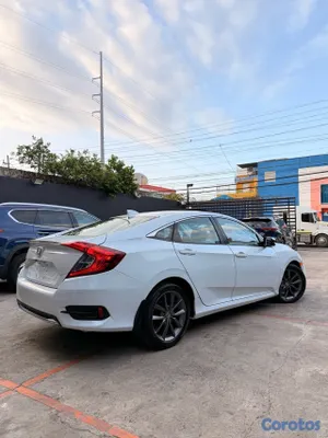 2021 Honda Civic — foto 5 / 12