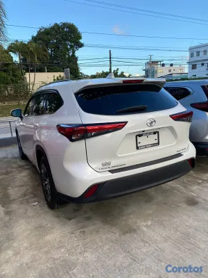 2020 Toyota Highlander — foto 5 / 8