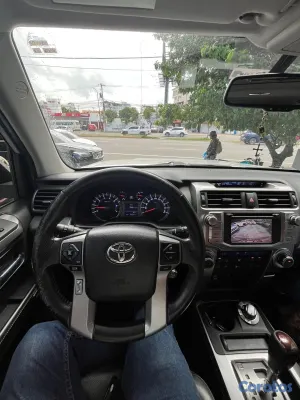 2017 Toyota 4 Runner — foto 4 / 9