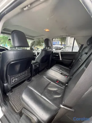 2017 Toyota 4 Runner — foto 5 / 9
