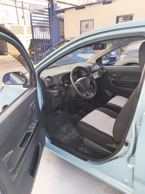 2019 Daihatsu Mira — foto 7 / 10