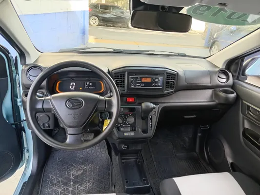 2019 Daihatsu Mira — foto 8 / 10
