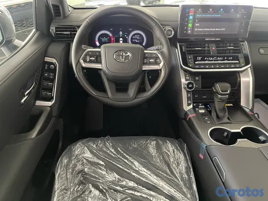 2026 Toyota Land Cruiser — foto 8 / 14
