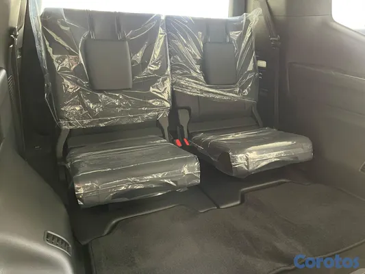2026 Toyota Land Cruiser — foto 11 / 14