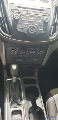 2017 Ford Escape — foto 2 / 12