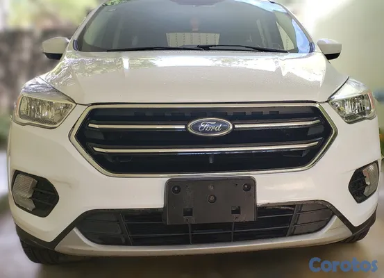 2017 Ford Escape — foto 7 / 12