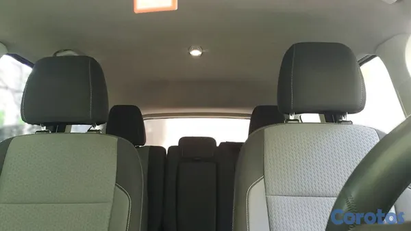 2017 Ford Escape — foto 9 / 12