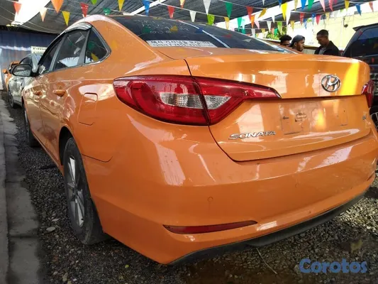 2017 Hyundai Sonata — foto 4 / 5