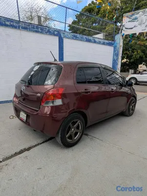 2011 Toyota Vitz — foto 5 / 15