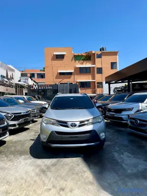 2014 Toyota Rav-4 — foto 3 / 13