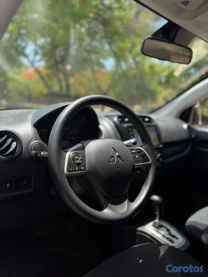 2023 Mitsubishi Mirage — foto 4 / 10