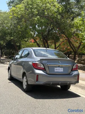 2023 Mitsubishi Mirage — foto 8 / 10