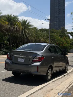 2023 Mitsubishi Mirage — foto 9 / 10